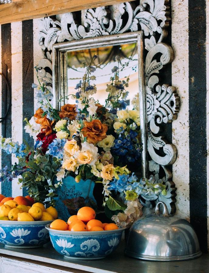 Fresh breakfast display